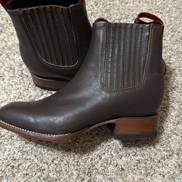 Never Worn Red Diamond Brown Ankle Boots with Western Flair - Picture 3 of 8